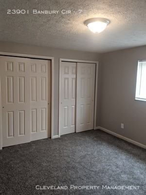 23901 Banbury Cir #7