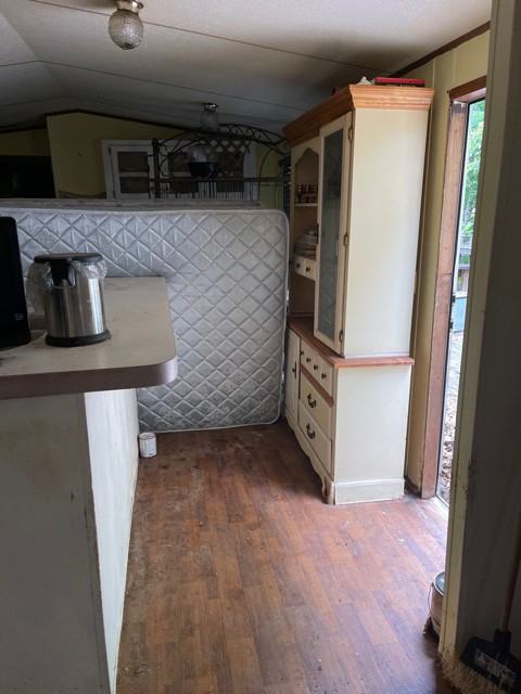 18489 Marsh Parkway - Photo 3 of 8