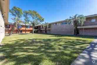 The Pointe - Photo 4 of 17