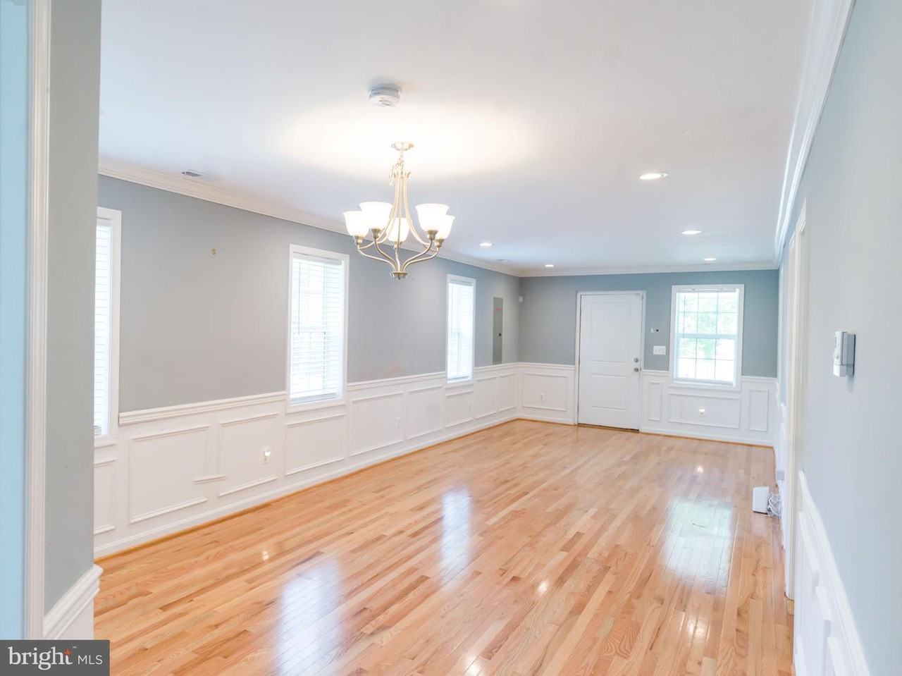620 44th St Ne - Photo 2 of 15