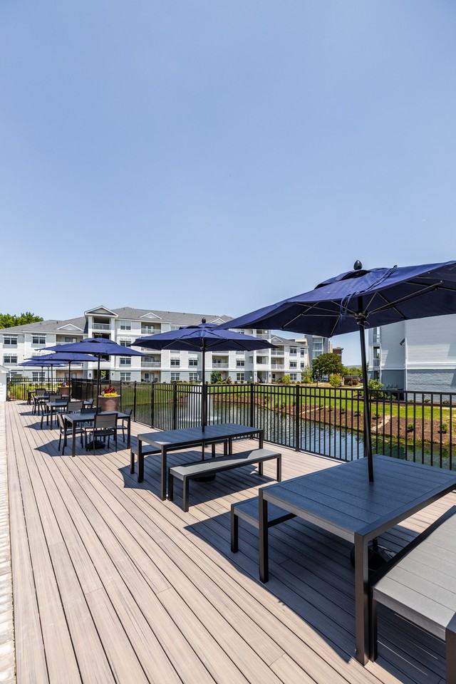 South Beach Apartments - Photo 7 of 39