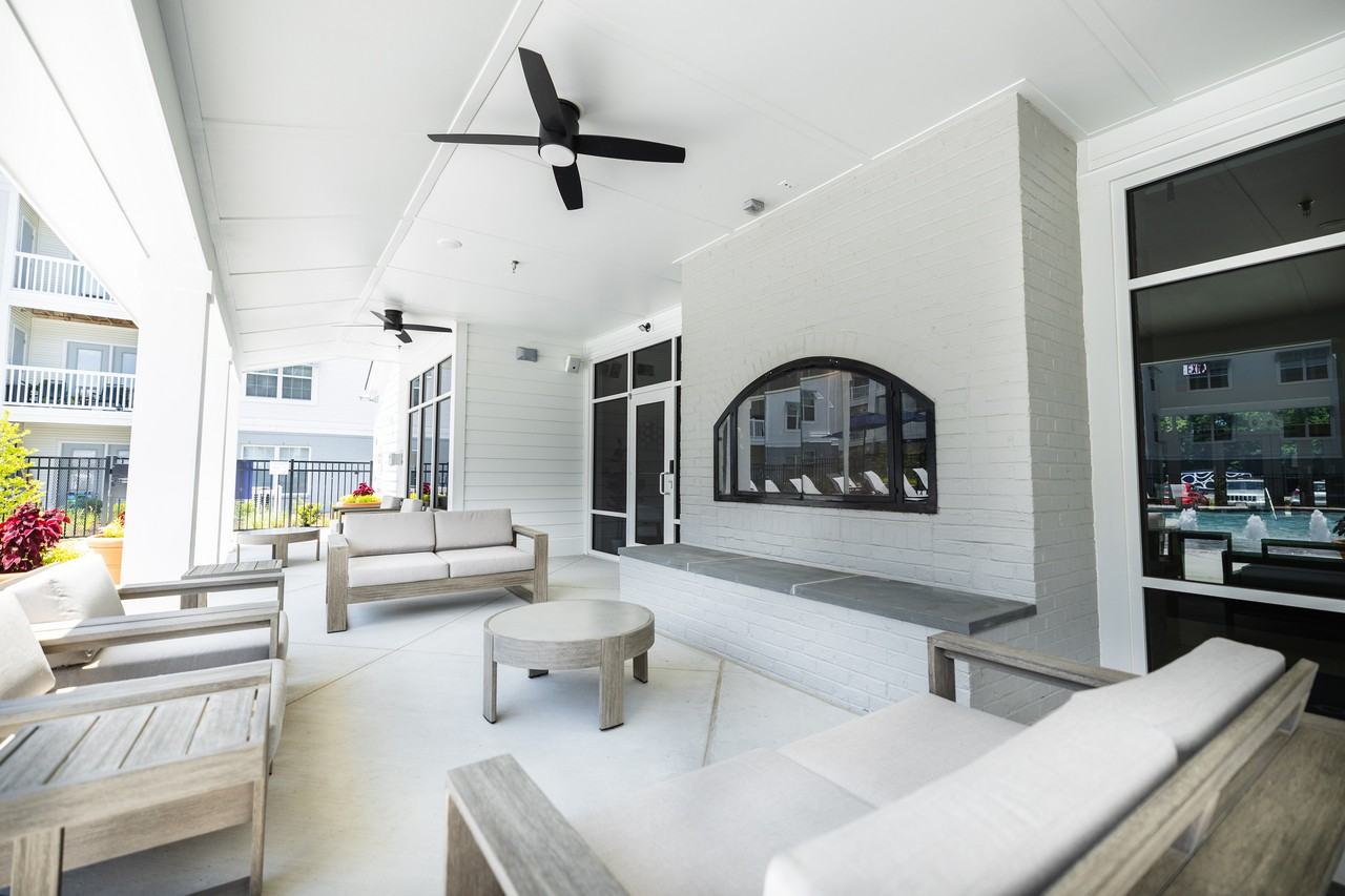 South Beach Apartments - Photo 6 of 39