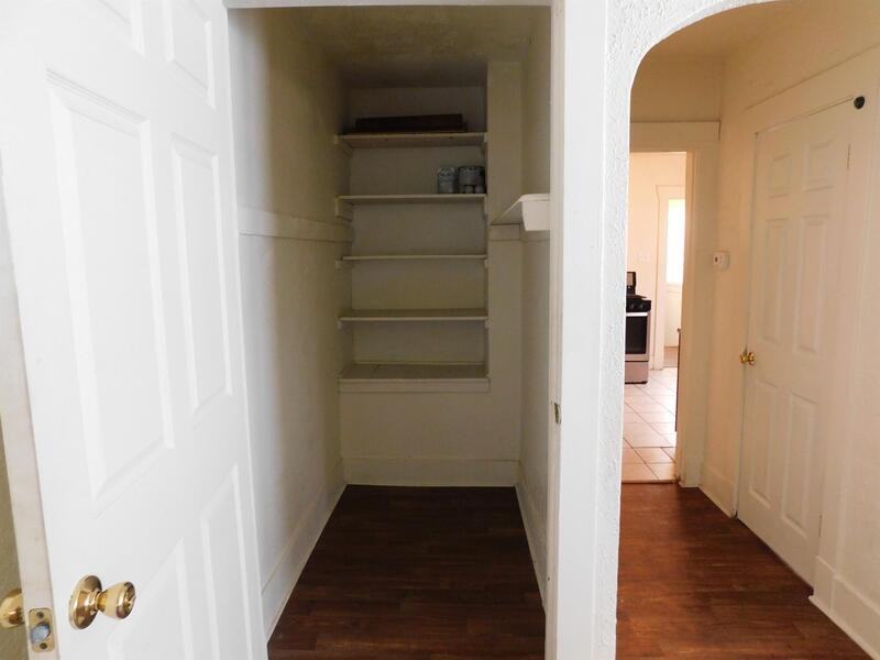 516 Southwest - Photo 2 of 22