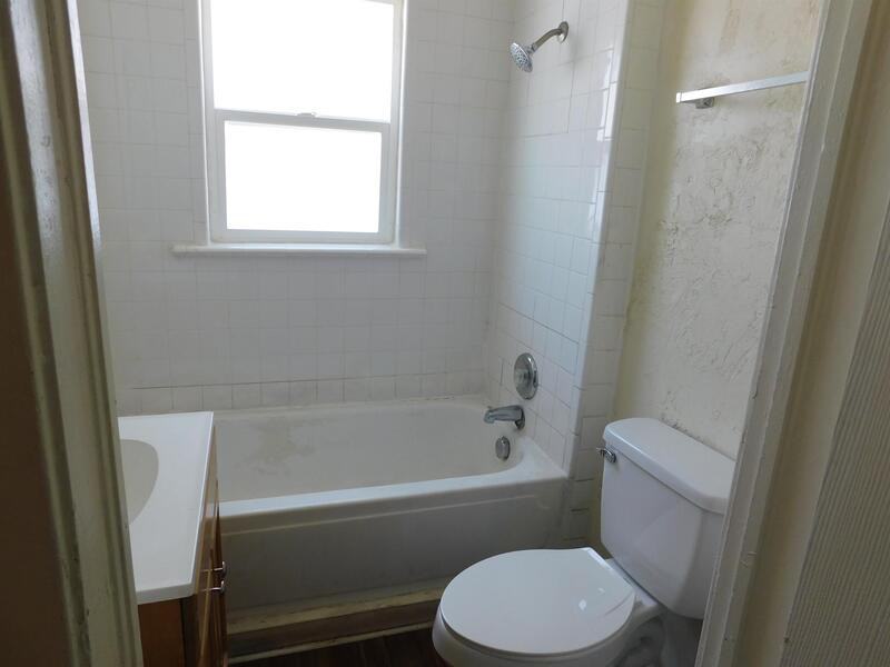 516 Southwest - Photo 3 of 22