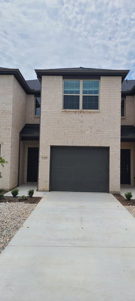 1218 Chestnut Ct #2