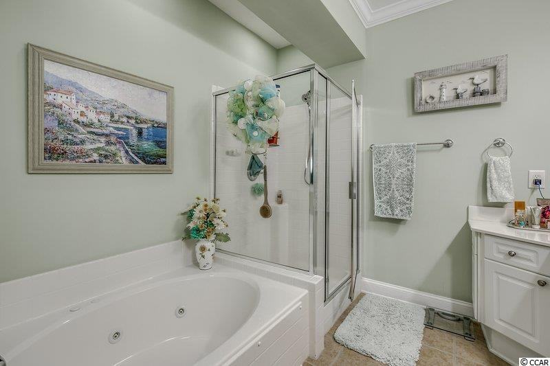 901 Knoll Shores Ct #201