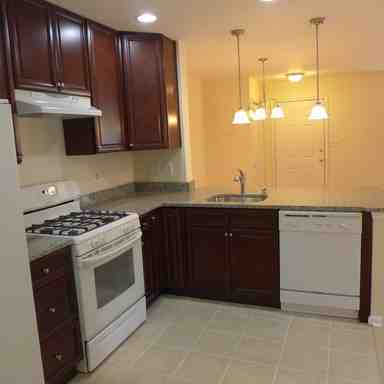 141 Royalty Cir - Photo 3 of 12