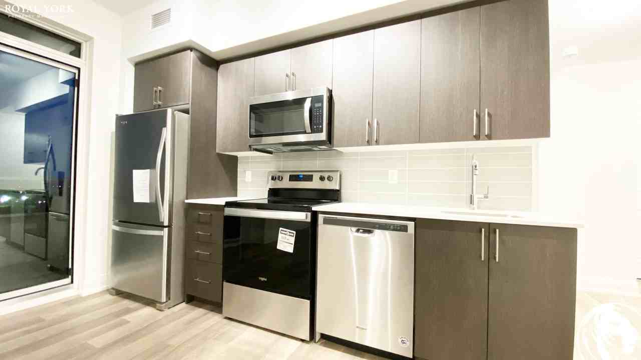 1702-3121 Sheppard Avenue East - Photo 3 of 22