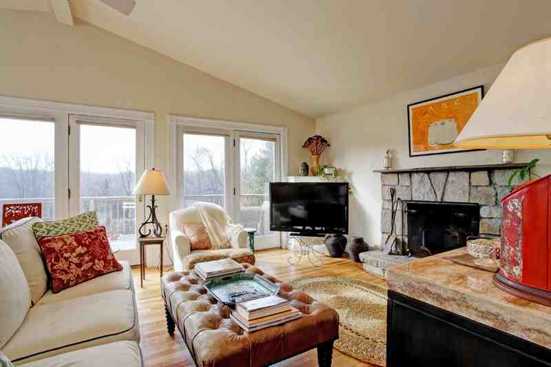 20 Allen Rd - Photo 2 of 22