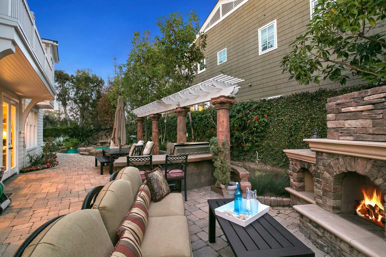 34 Castaways N - Photo 3 of 27