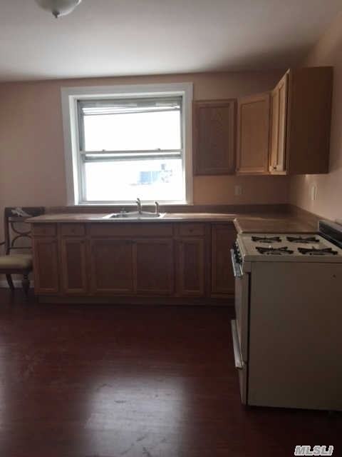 1775 Great Neck Rd - Photo 2 of 6