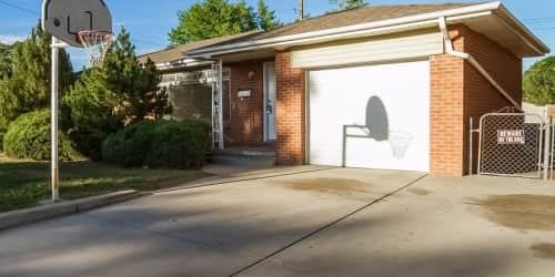 1360 S Kendall St - Photo 2 of 26