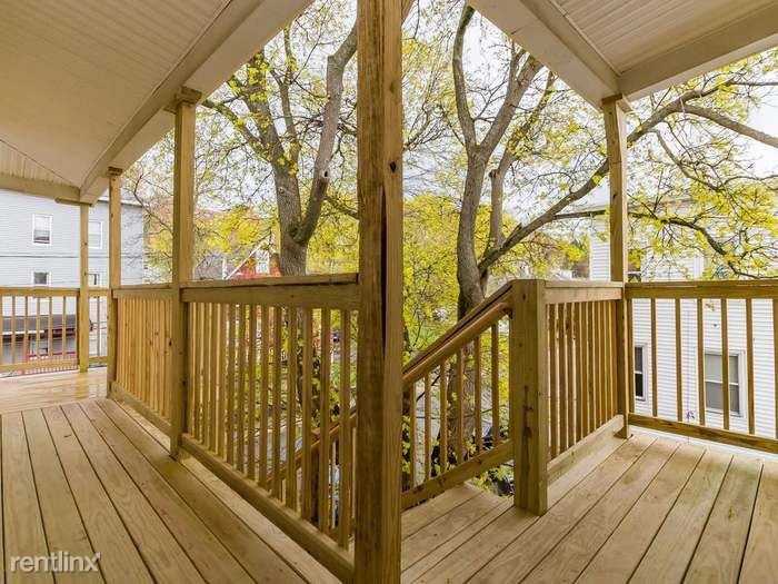 33 33 Greenwood st 3 - Photo 3 of 6