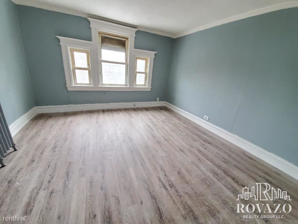 45 Treacy Ave - Photo 3 of 3