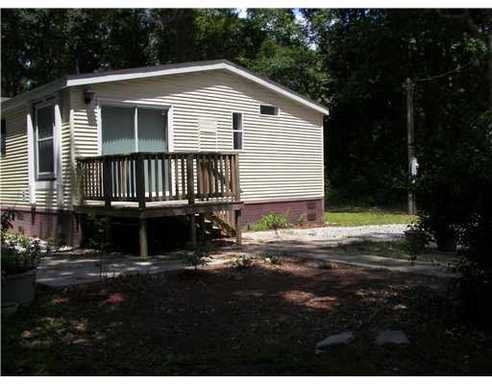 383 Island Dr - Photo 2 of 8