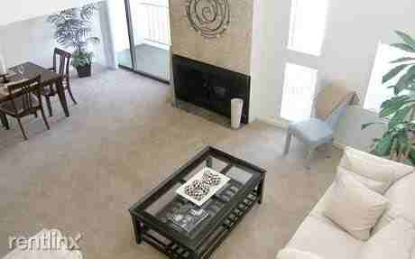 Townhome Villas - Photo 2 of 10