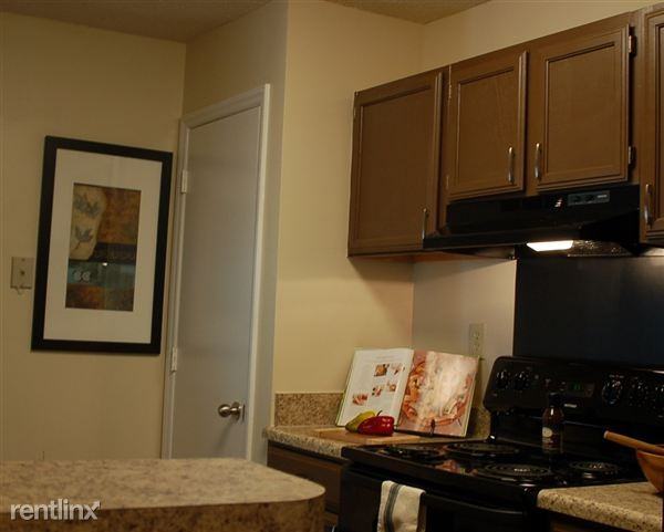 Windsor Falls Apartments - Photo 3 of 9