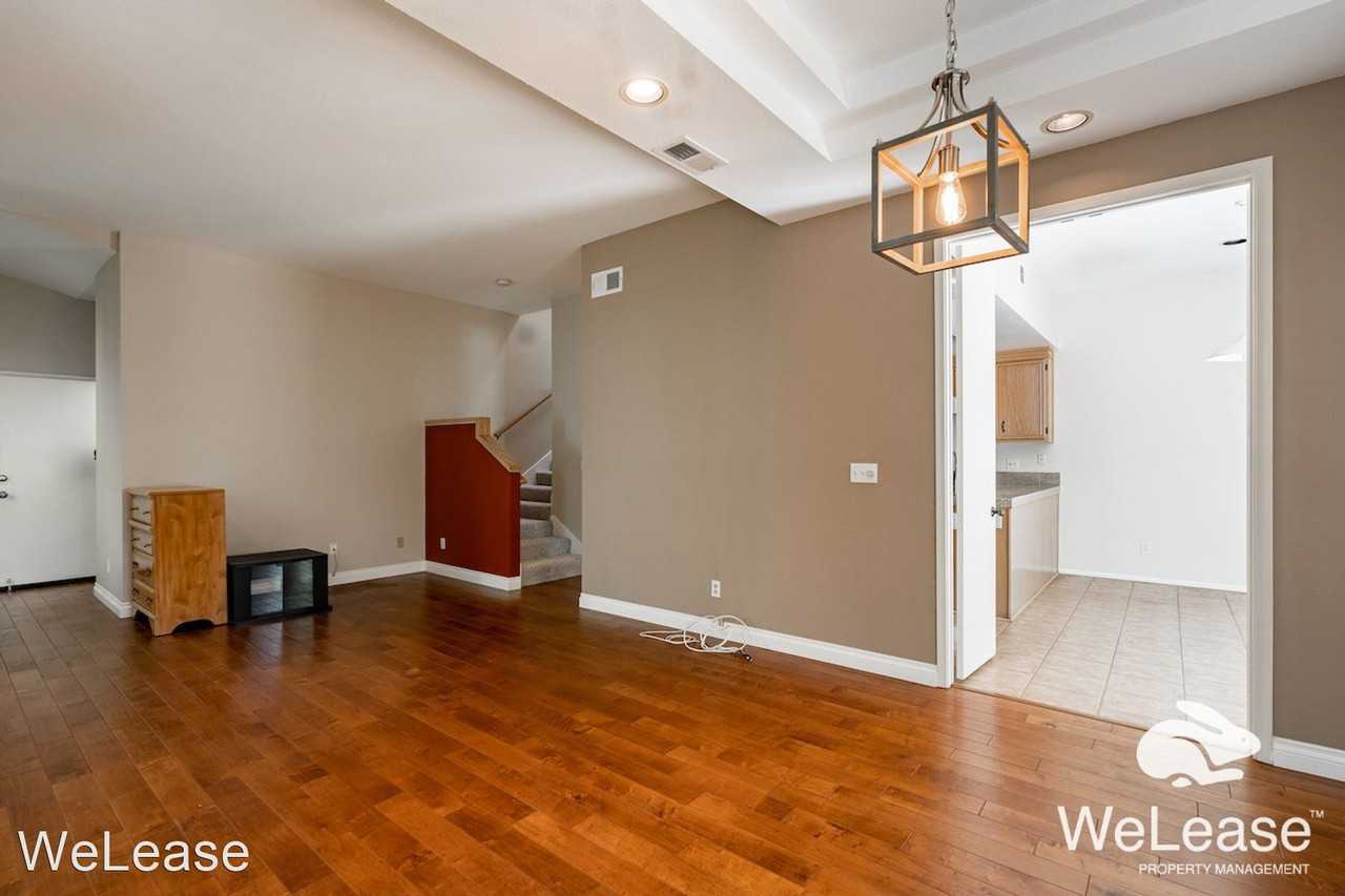 2938 Luciernaga St #B - Photo 3 of 25