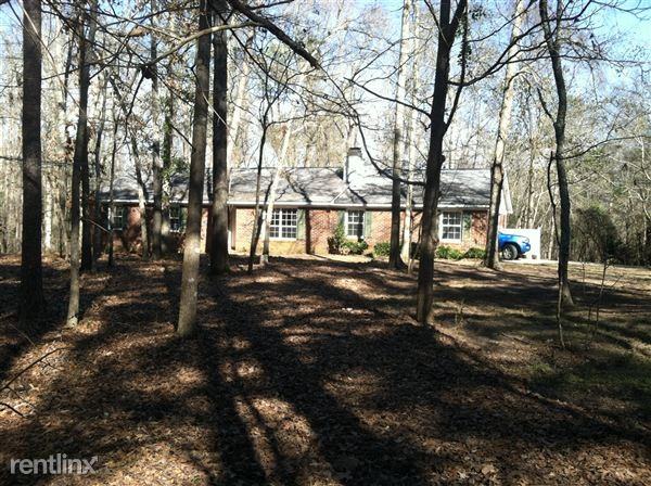 247 Henson Rd - Photo 2 of 9