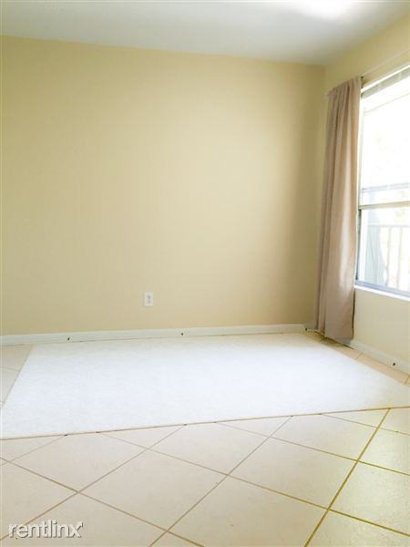 Fountain Square Condos Apartments 1799 N Highland Ave, Clearwater, FL