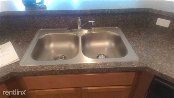 28244 South Pointe Ln - Photo 3 of 14