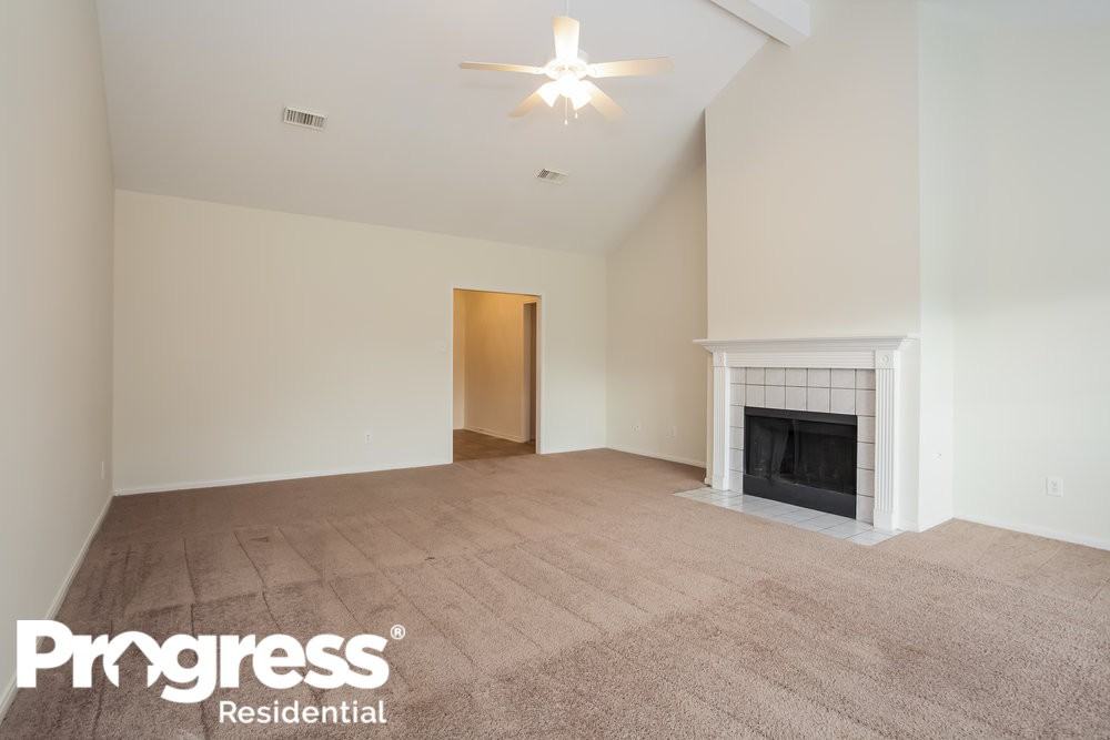 4427 W Thunderwood Cir - Photo 2 of 21