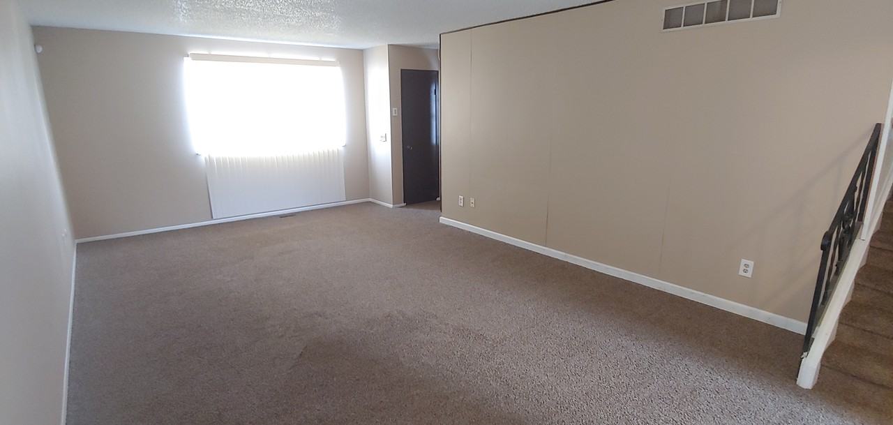 2241 Dawson Circle - Photo 2 of 16