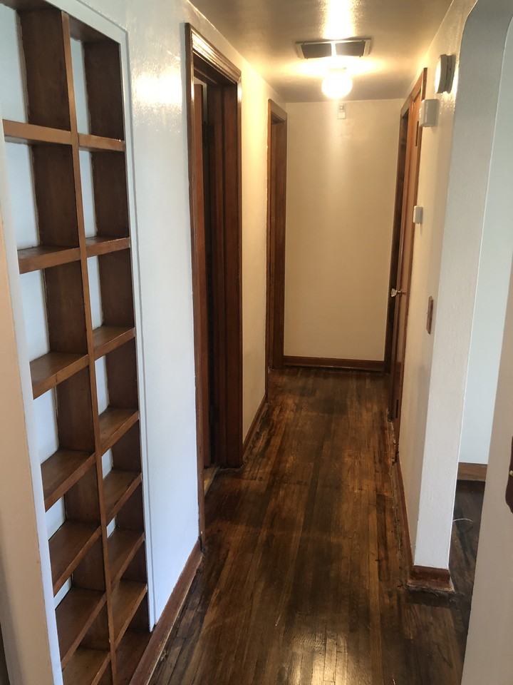 2555 W. Laskey Rd - Photo 3 of 9