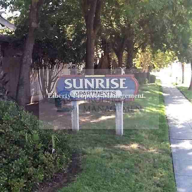 5291 E Kings Canyon Rd #101