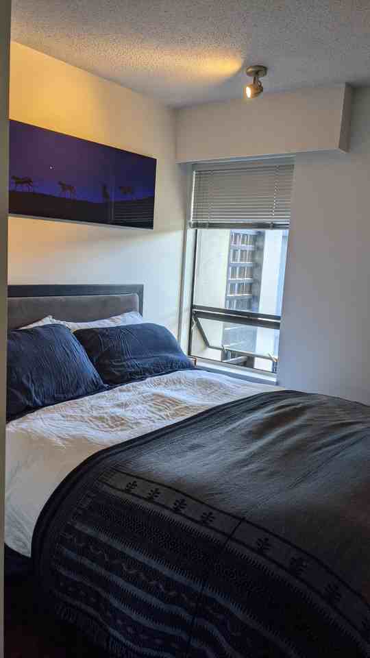 Kits Manor - Photo 3 of 17