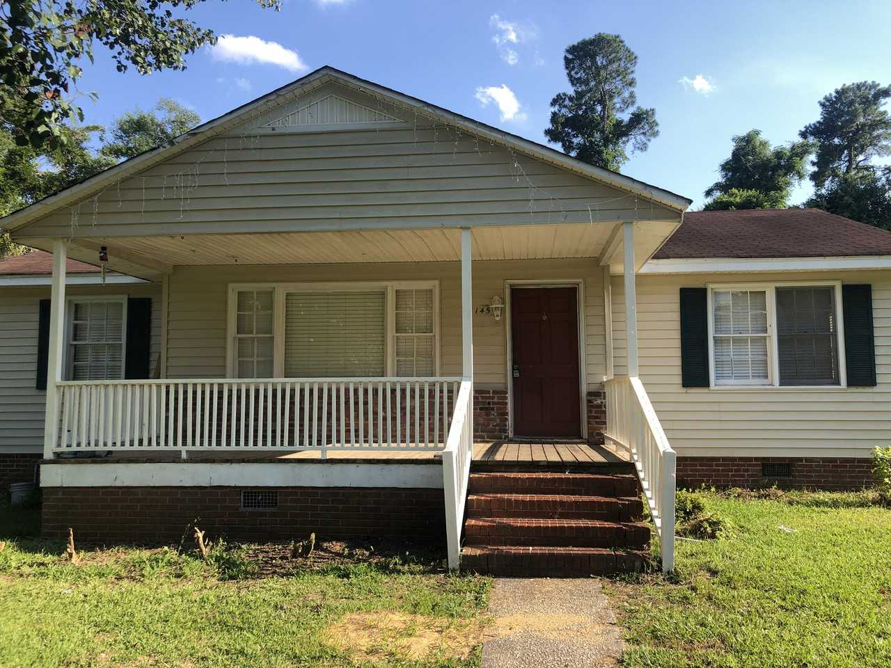 145 Nelson Circle - Photo 2 of 15