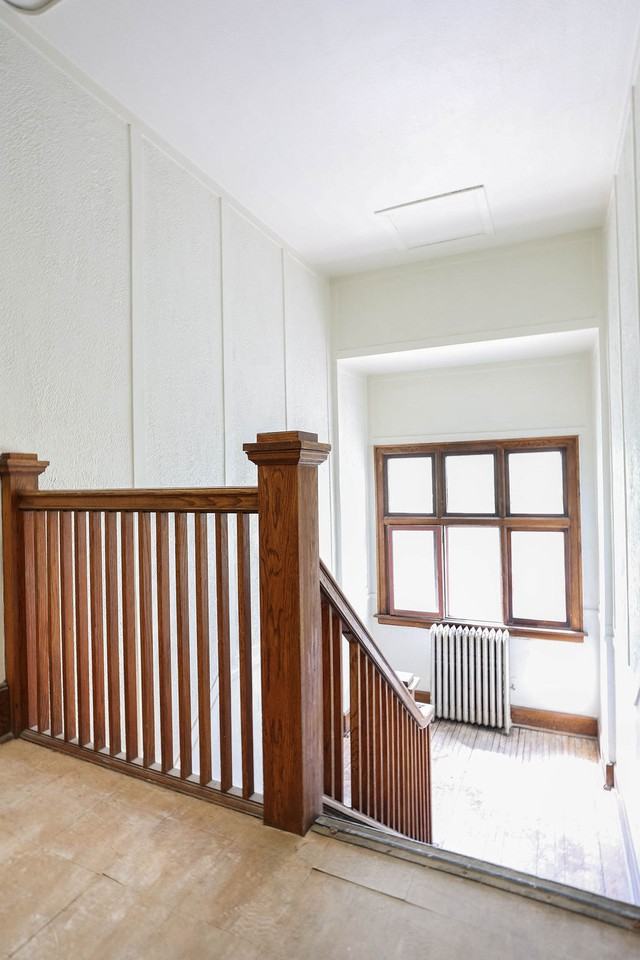 SPARLING APARTMENTS - Photo 3 of 10