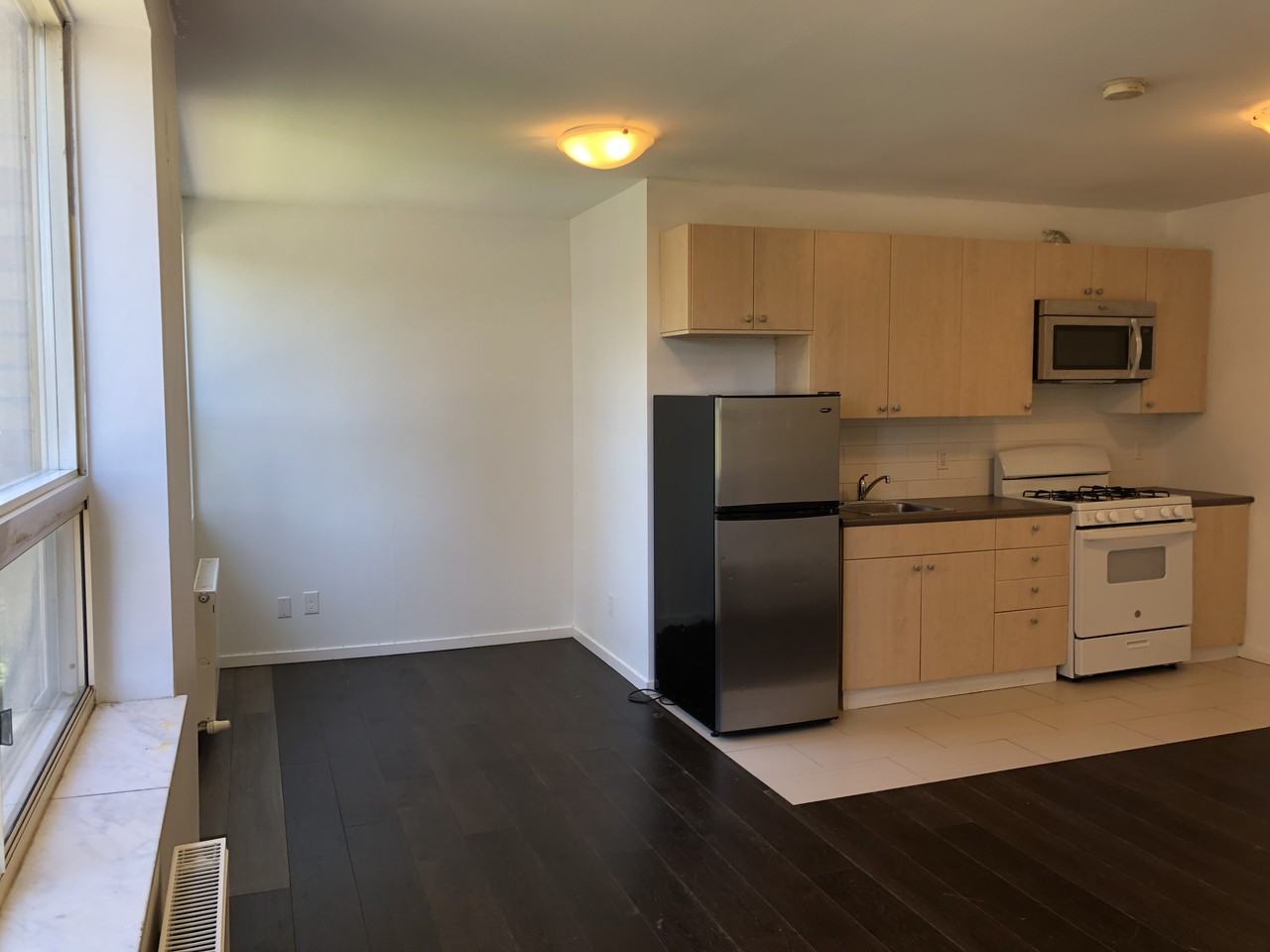 Cosburn - Photo 2 of 6