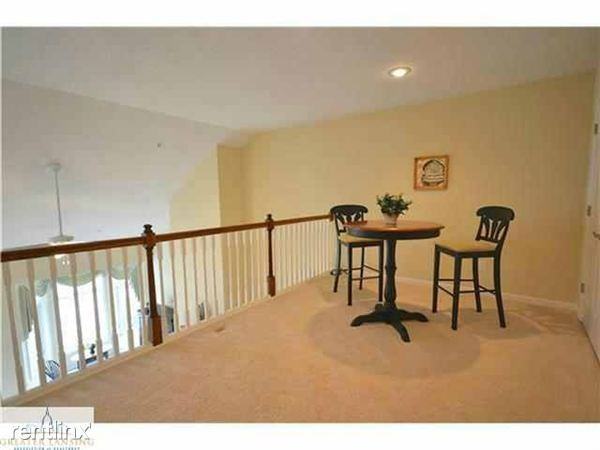 Autumn Park Condominiums - Photo 2 of 10