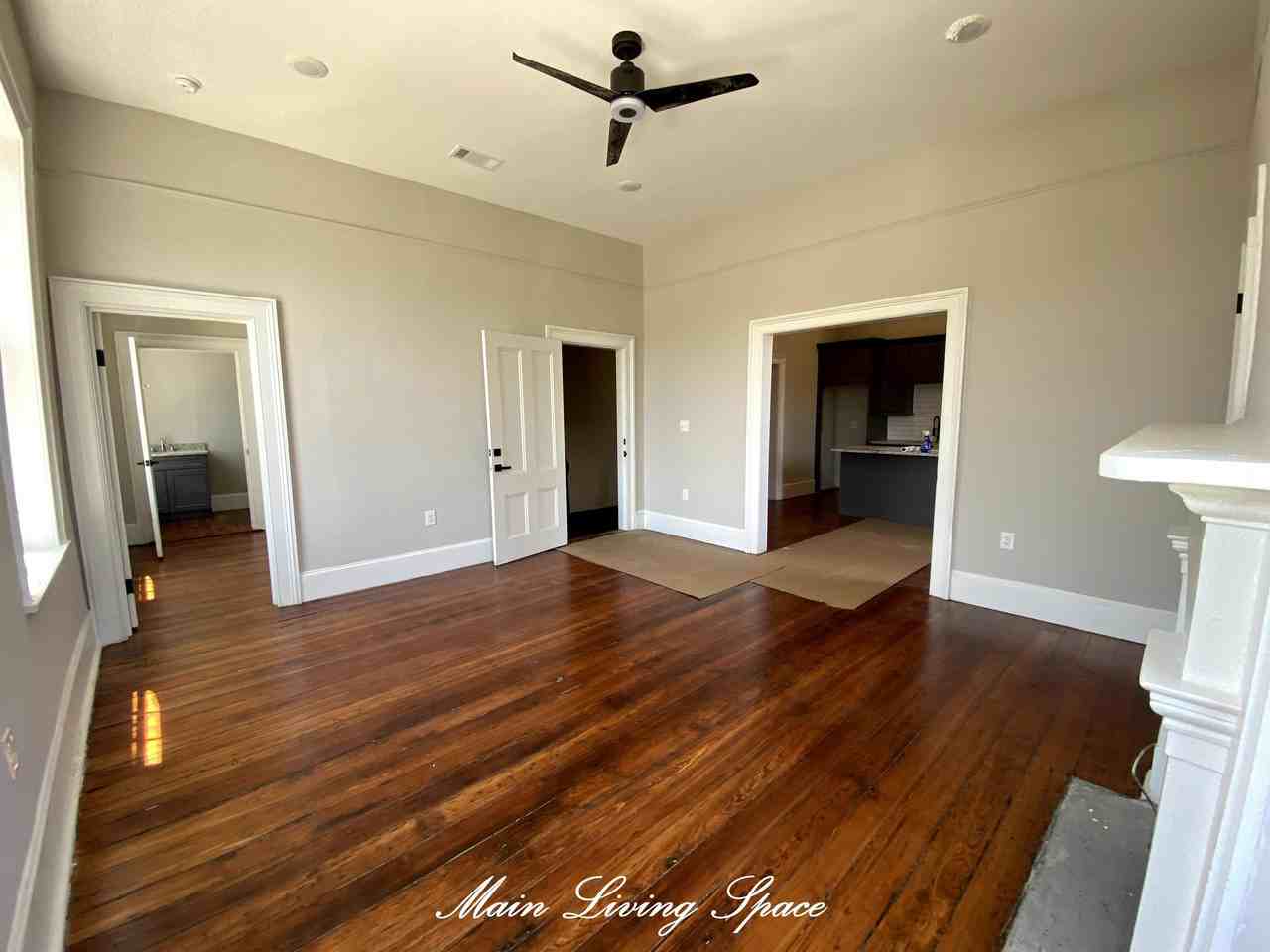 224 East Liberty - 4 #4 - Photo 5 of 24