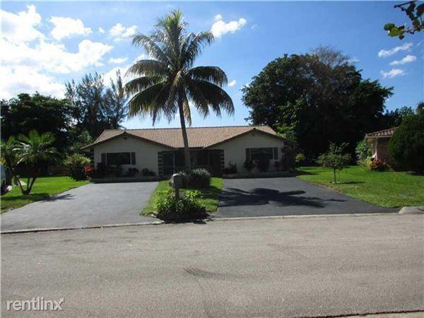 3700 NW 107th Terrace #1 - Photo 2 of 4