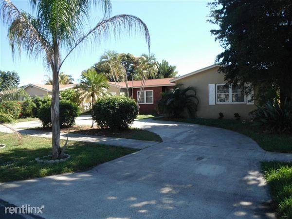 118 S Sequoia Dr - Photo 3 of 6