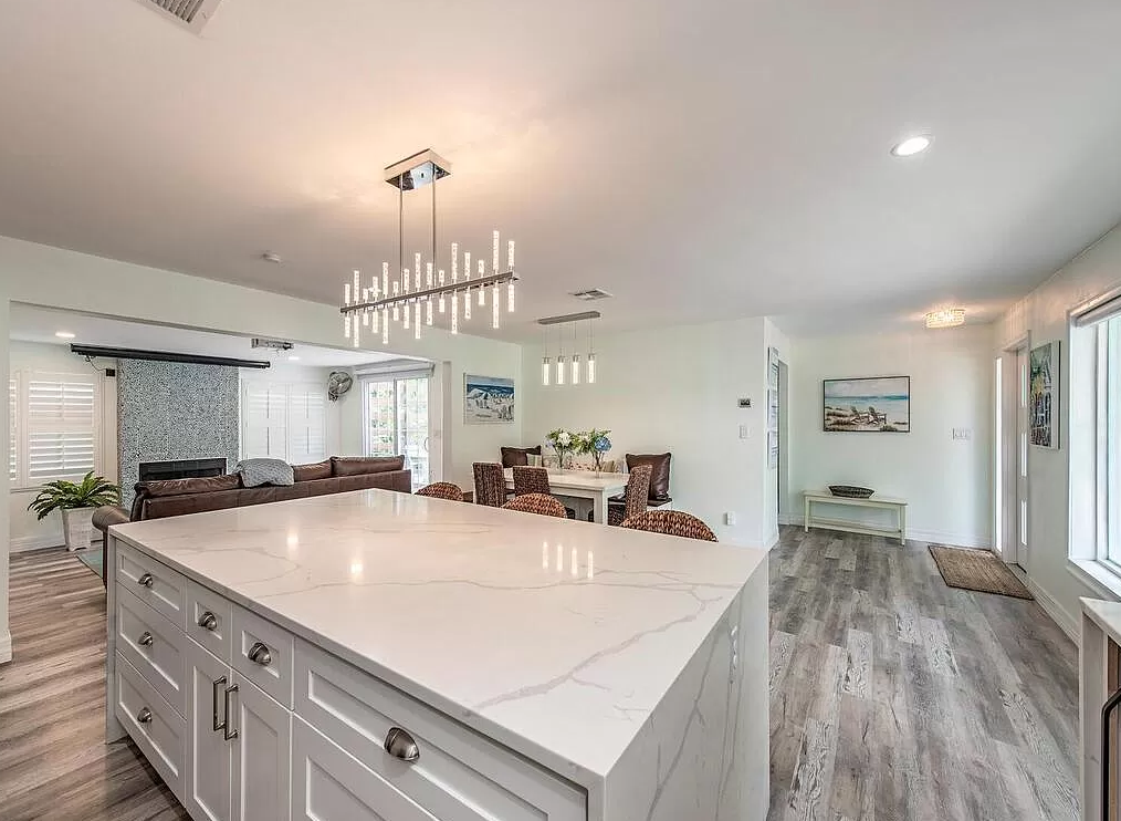 778 5th Avenue North - Photo 5 of 22