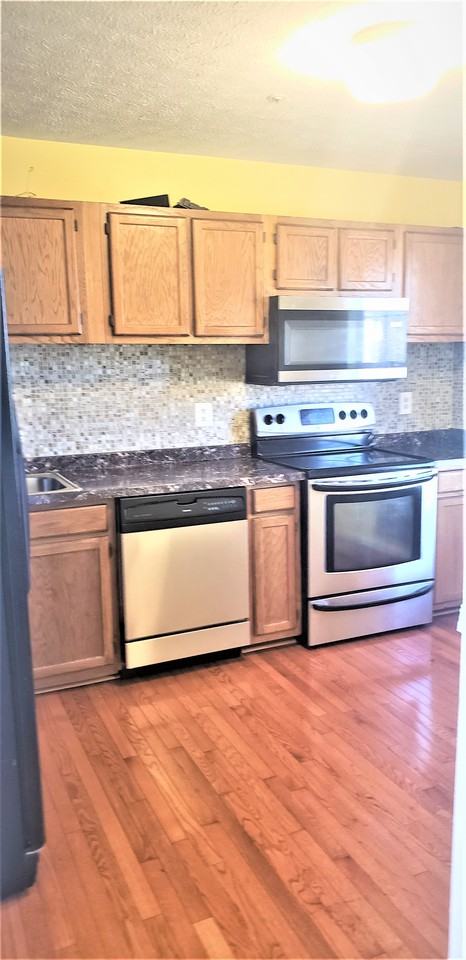 2905 Charredwood Dr - Photo 2 of 25