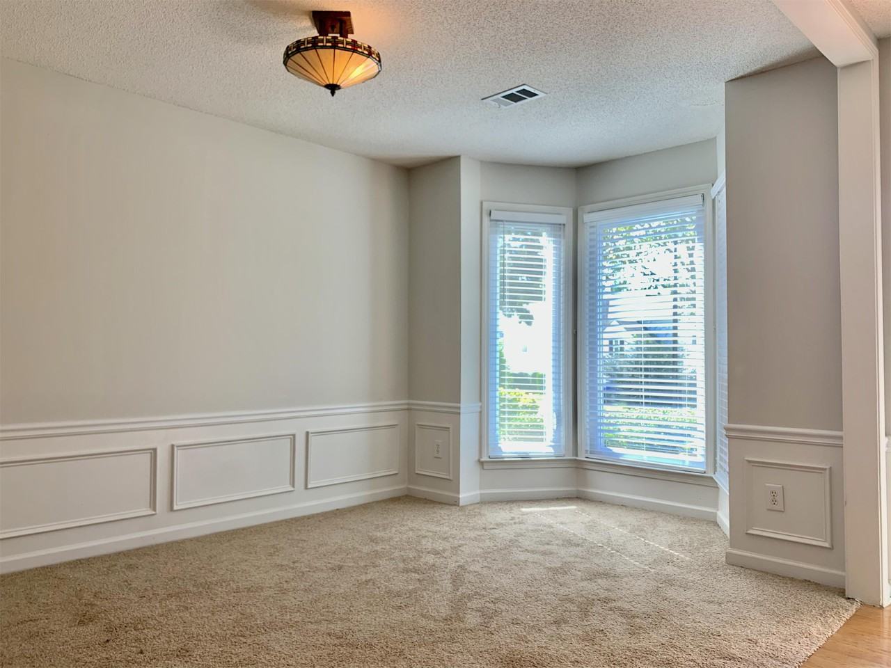 485 Chippenham Ct #1 - Photo 3 of 22
