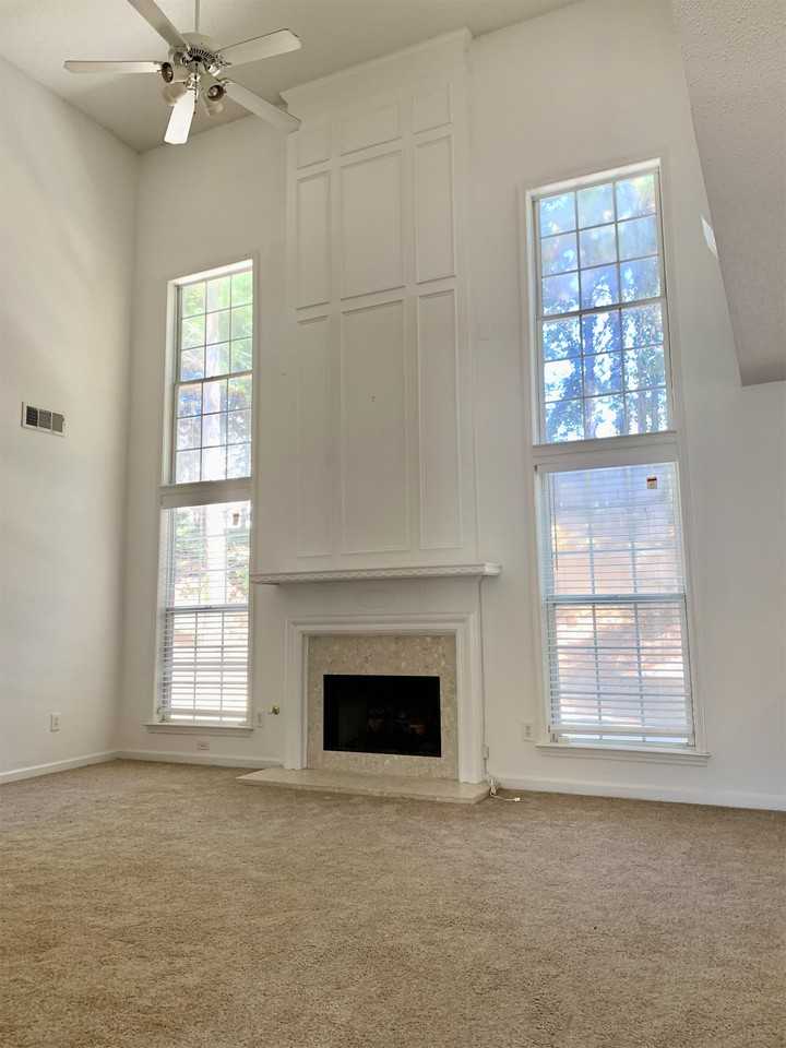 485 Chippenham Ct #1 - Photo 4 of 22