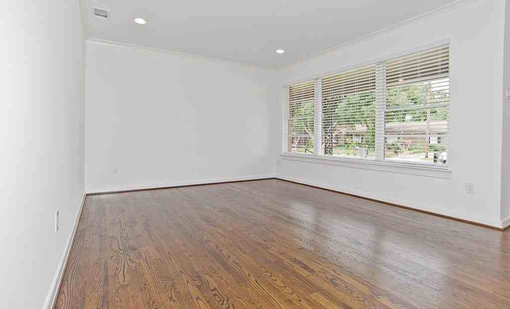 9513 Ash Creek Dr - Photo 3 of 36