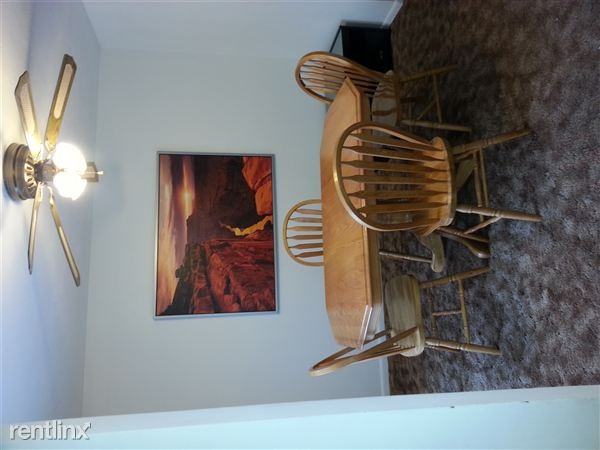 628 Greene Ct - Photo 2 of 10