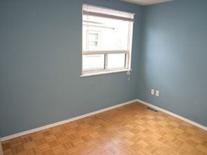 5 Denton Ave - Photo 3 of 9