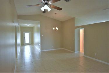 1904 Bayhill Dr - Photo 2 of 14