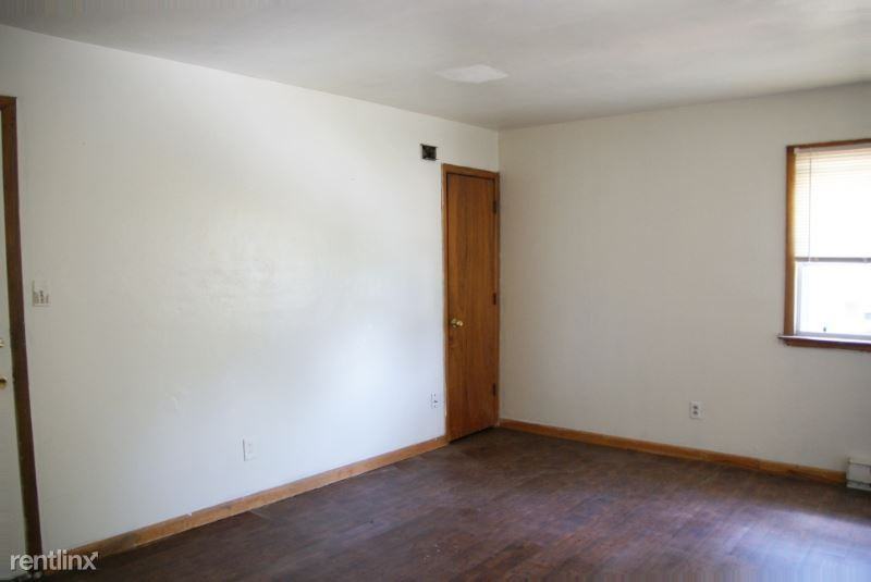 4852 E Princess Anne Rd - Photo 2 of 5