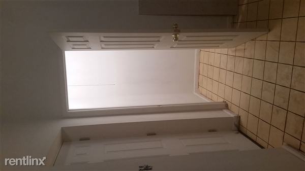 4339 Manchester Ave - Photo 3 of 6