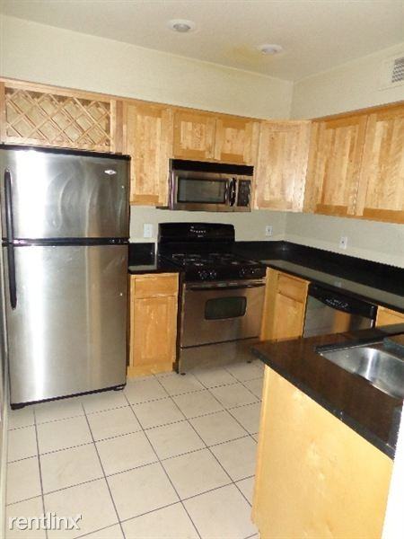 Malibu Canyon 115 - $850 - 1Bed - Photo 3 of 6