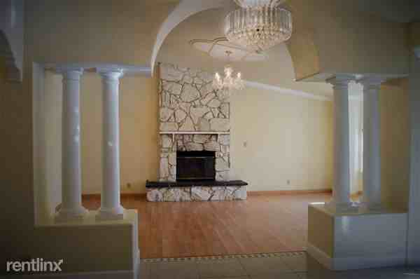 1032 Sundance Dr - Photo 2 of 8