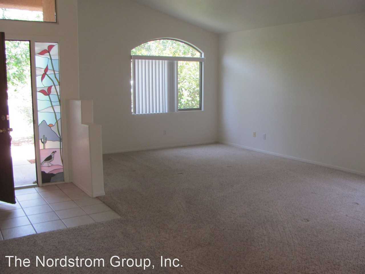 11174 N Sand Pointe Dr - Photo 3 of 14